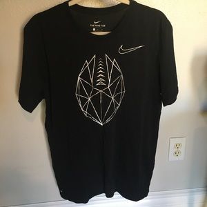 Men’s black Nike Shirt